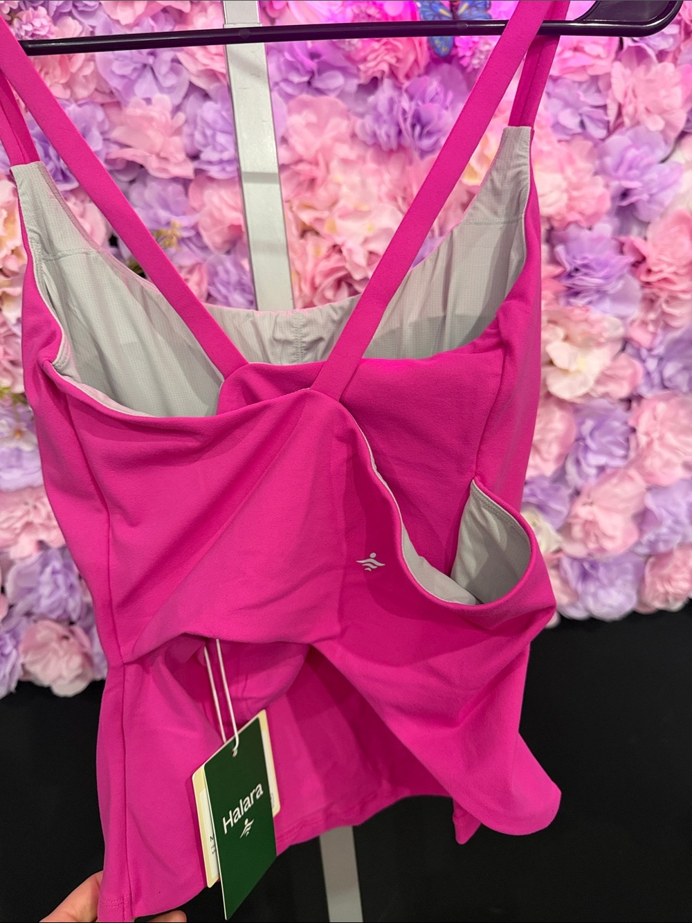 HALARA Bright Fuchsia Built-In Support Tankini Top